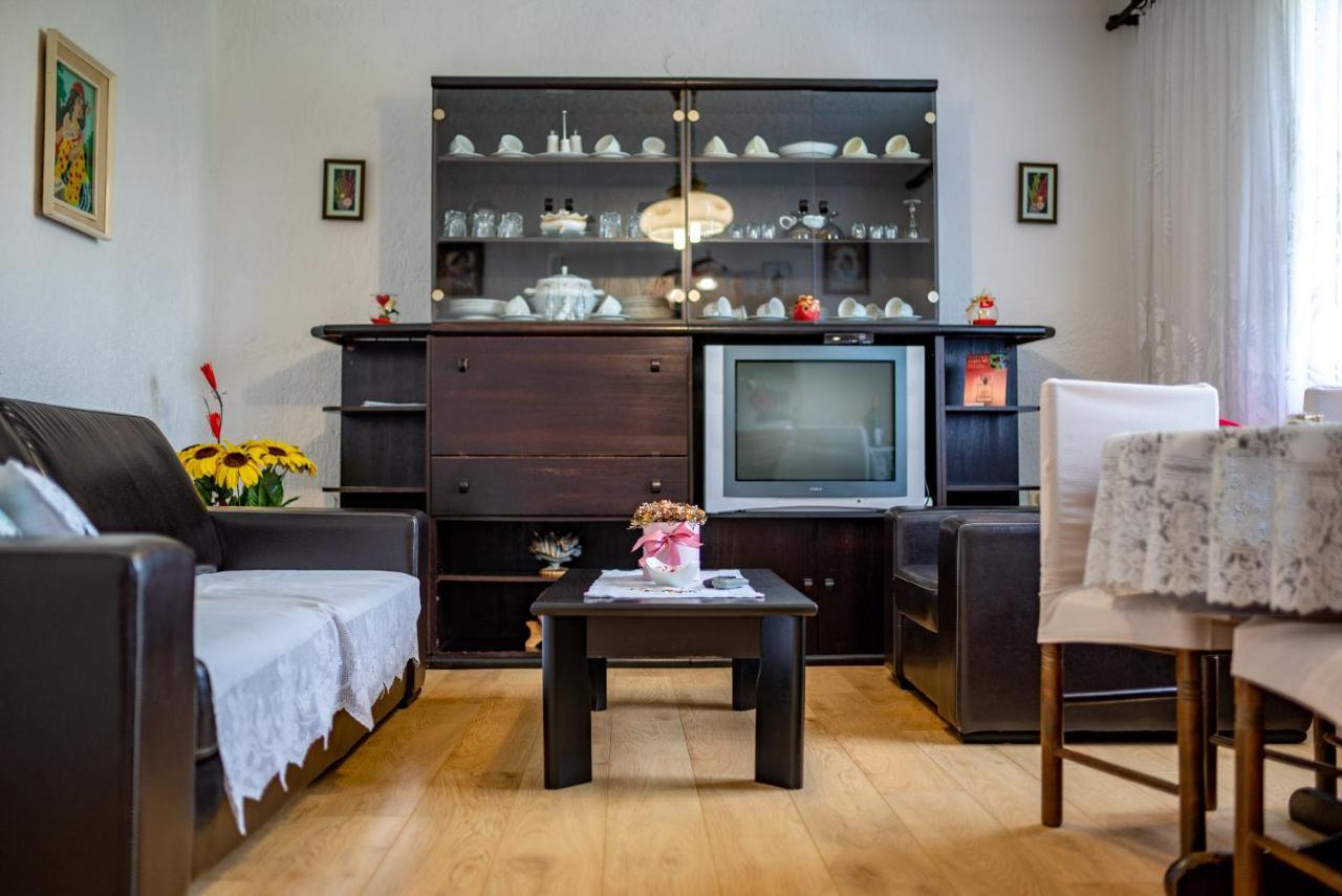 Apartments Fuma Otočac Εξωτερικό φωτογραφία