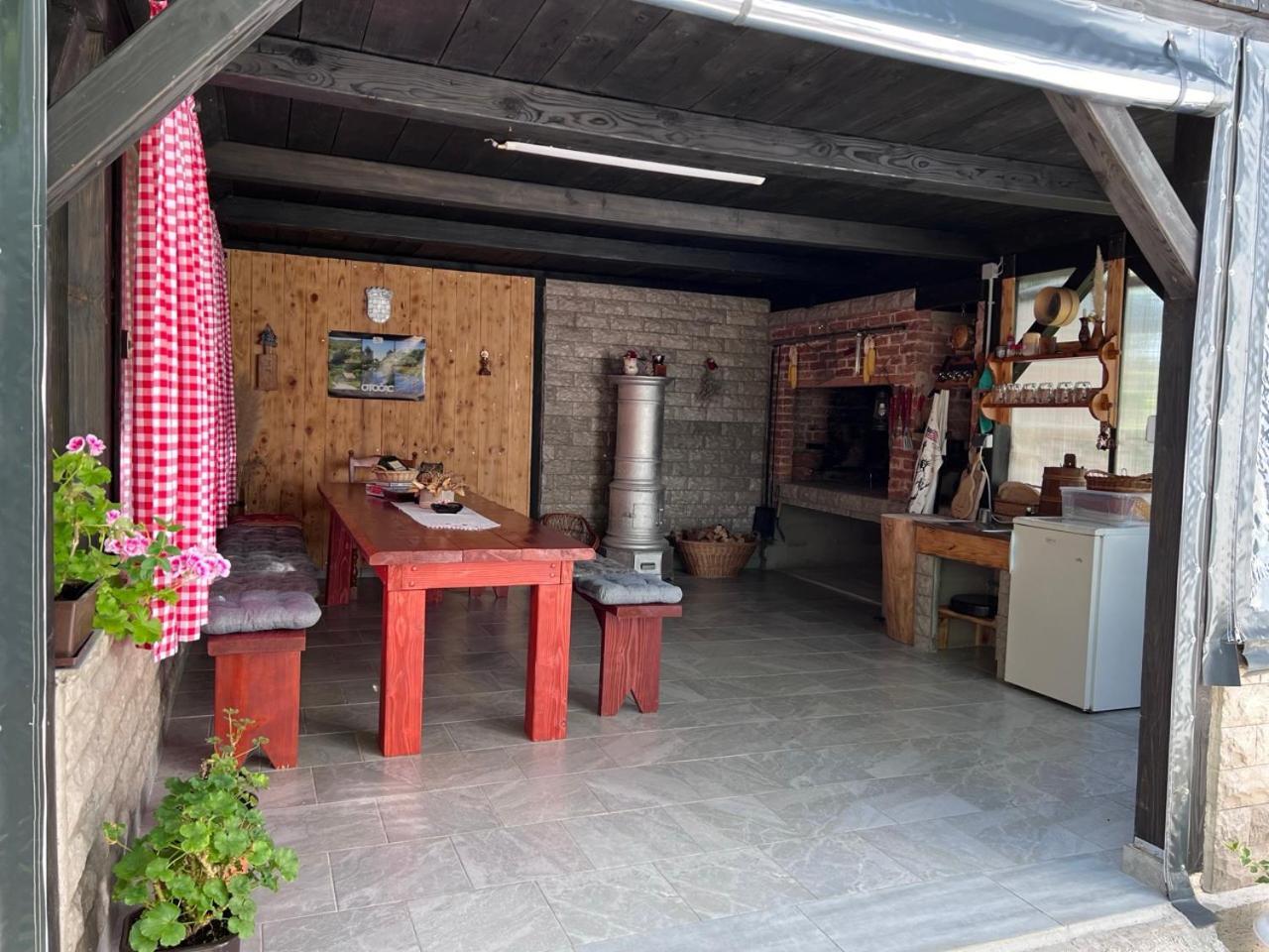 Apartments Fuma Otočac Εξωτερικό φωτογραφία