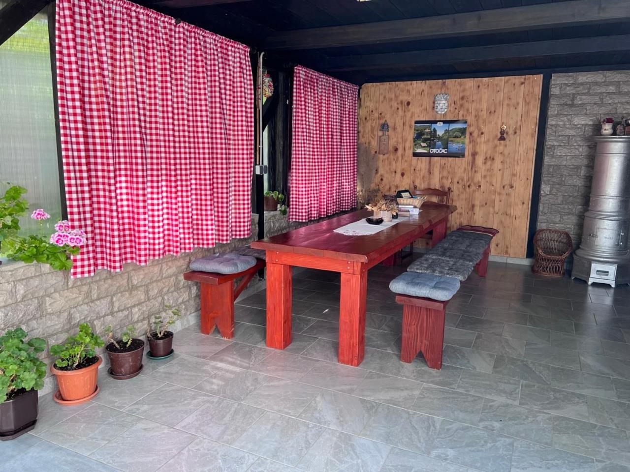 Apartments Fuma Otočac Εξωτερικό φωτογραφία