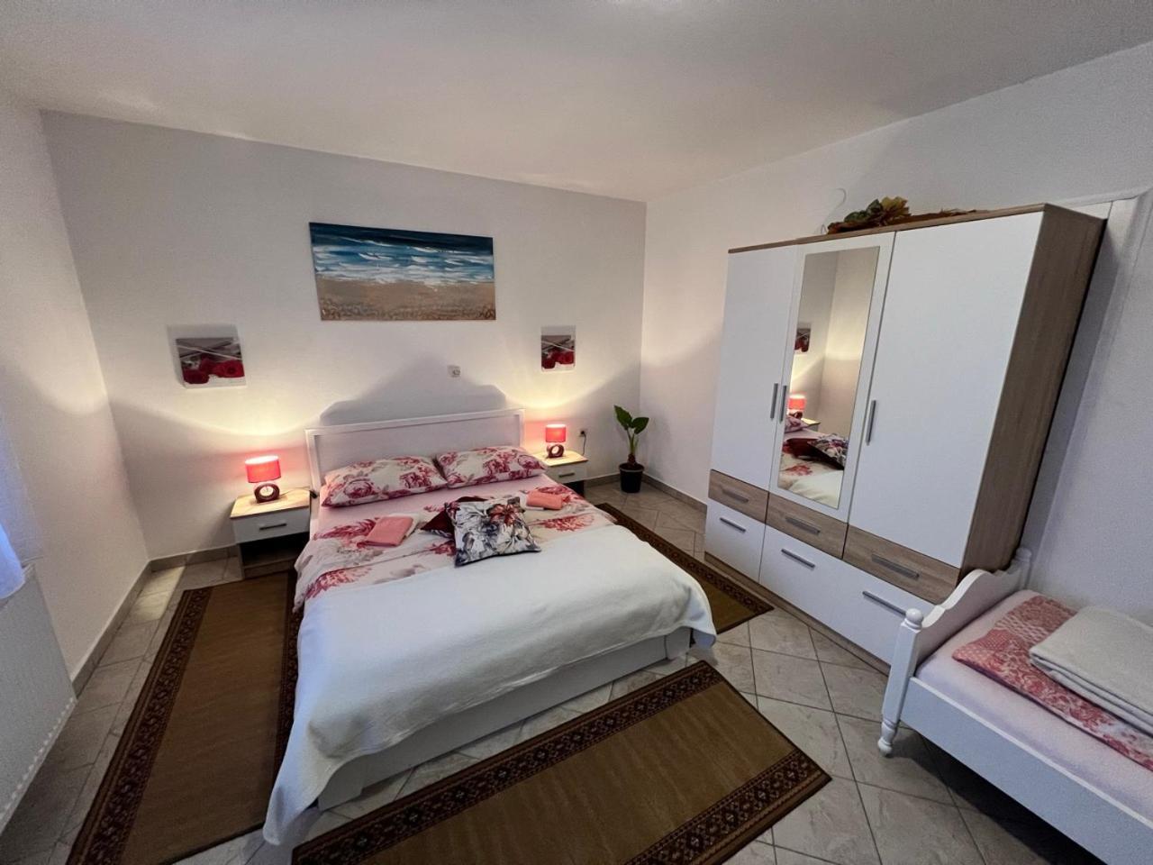 Apartments Fuma Otočac Εξωτερικό φωτογραφία